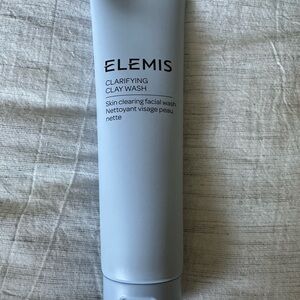 Elemis Clarifying Clay Wash